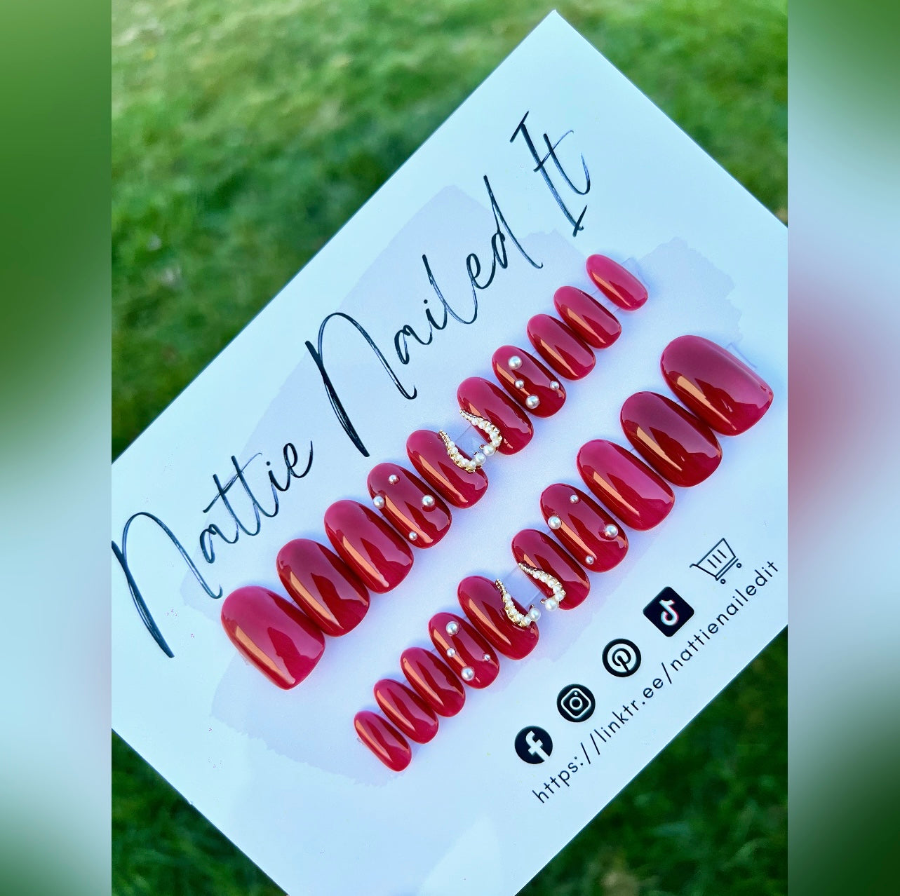 Heartbreaker Press On Nails