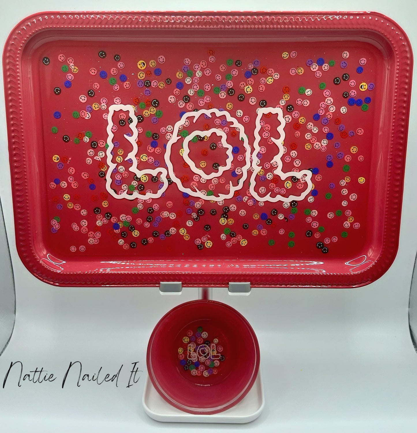 LOL Smiley Face Tray Set