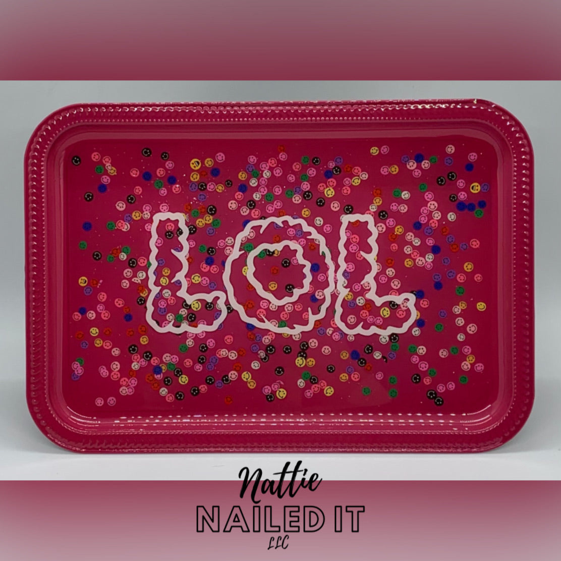 LOL Smiley Face Tray Set
