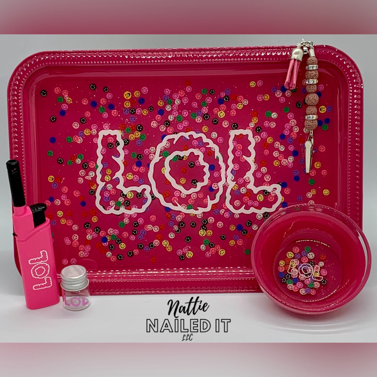 LOL Smiley Face Tray Set